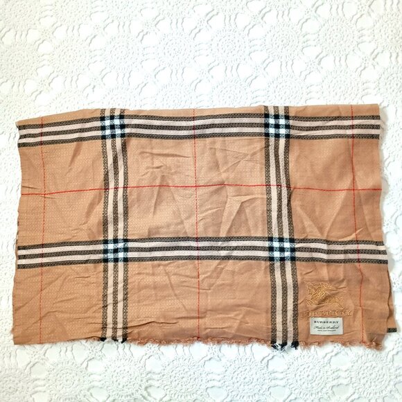 Authentic Burberry Neck Scarf 100% Cashmere Novacheck Plaid Tan Camel Rectangle - Picture 1 of 7